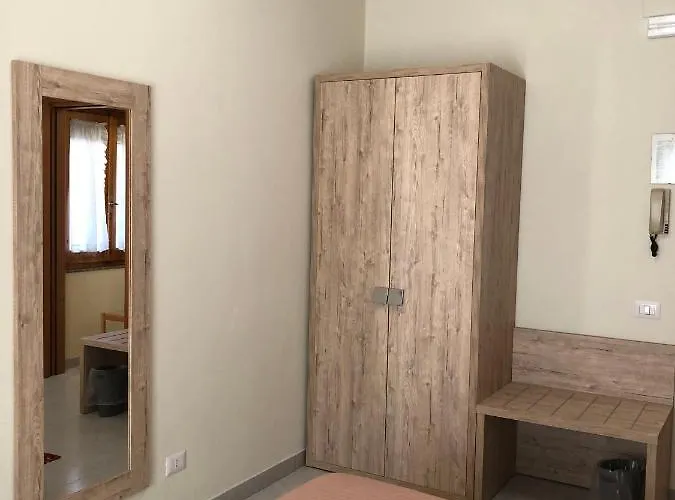 Hotel Centrale Quartu SantʼElena