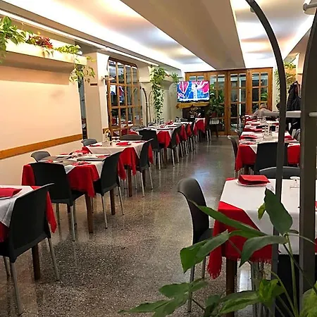 Hotel Centrale 2*