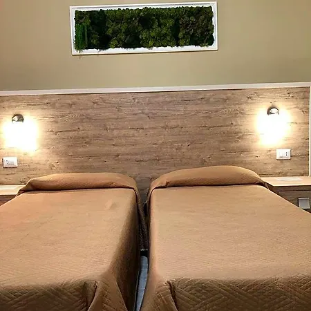 Ξενοδοχείο Hotel Centrale 2*