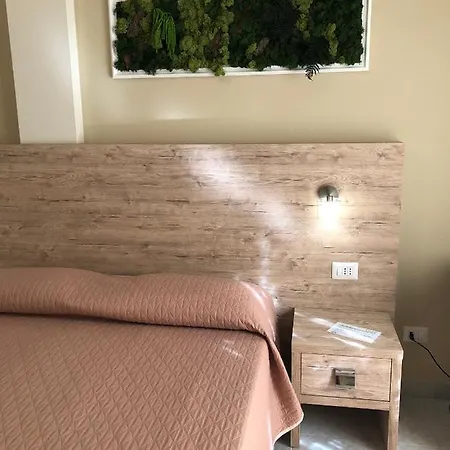 Hotel Centrale Quartu SantʼElena