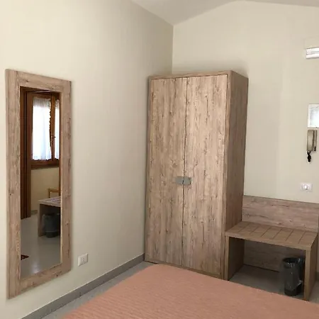 Hotel Centrale Quartu SantʼElena