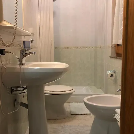 Hotel Centrale 2*